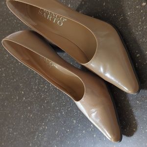 Classic camel leather women's 3 in pump